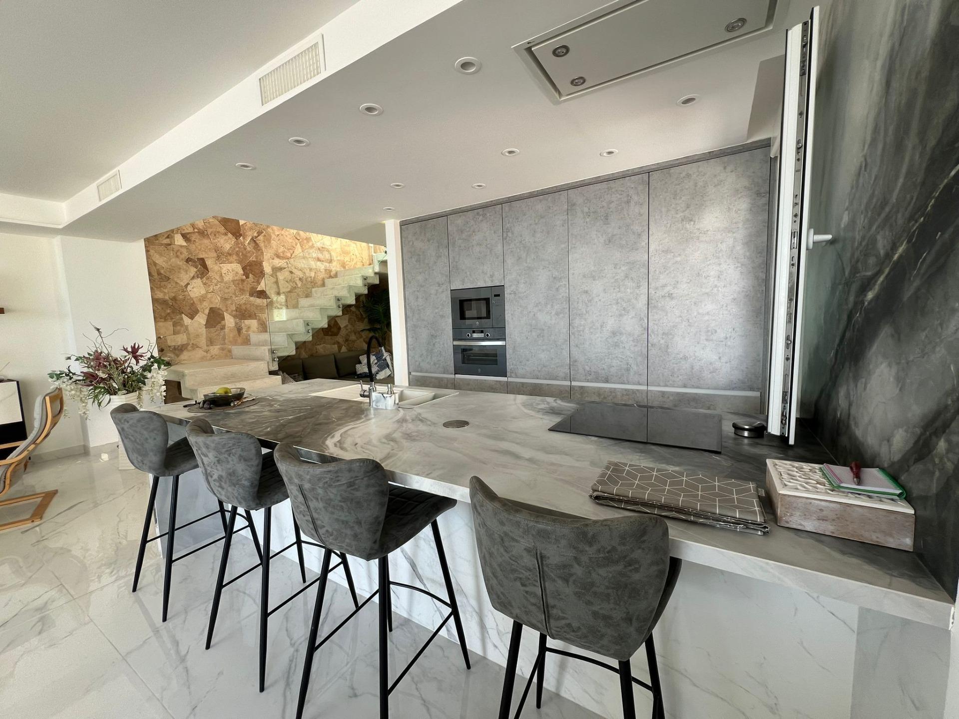 Kitchen in villa for sale in Torrevieja