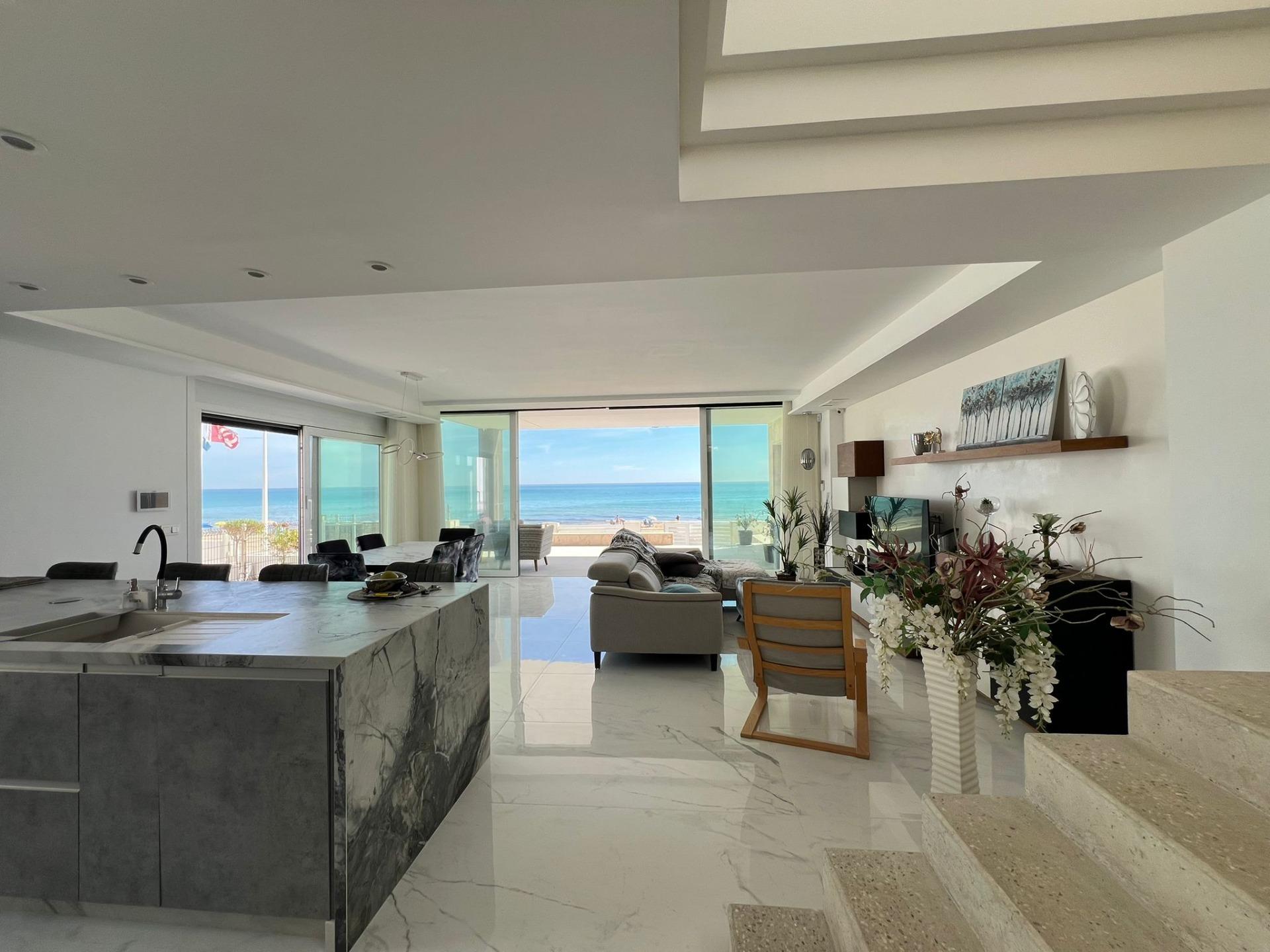 Garden in villa for sale in Torrevieja