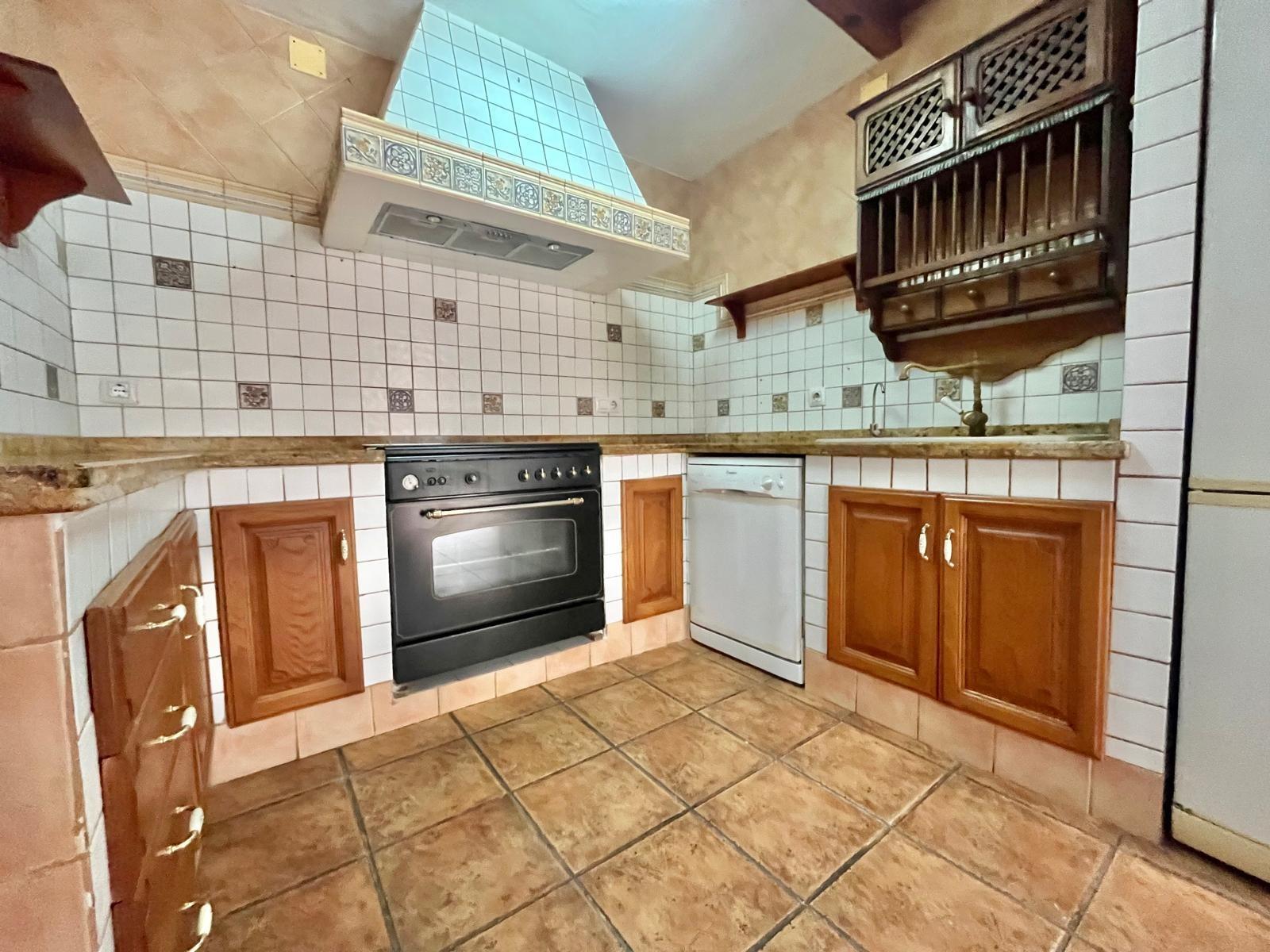 Pool area in villa for sale in Torrevieja