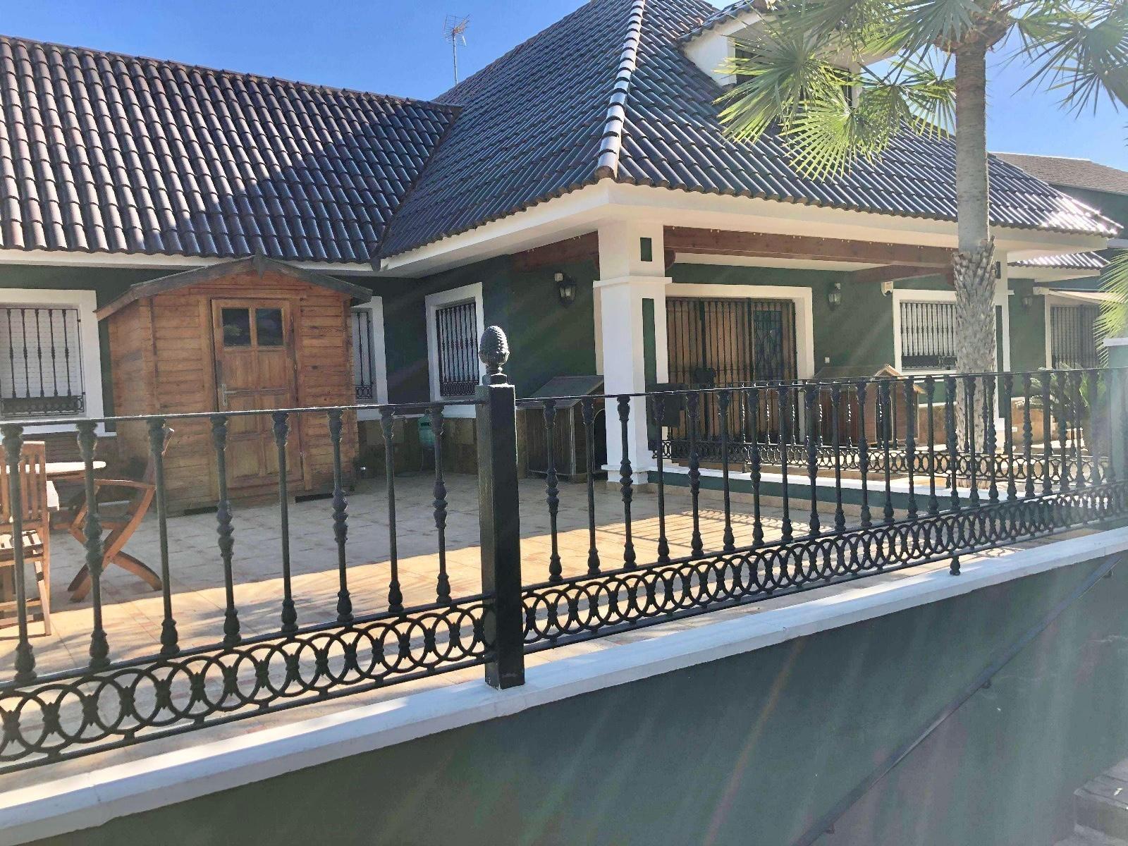 Bathroom in villa for sale in El Palmar