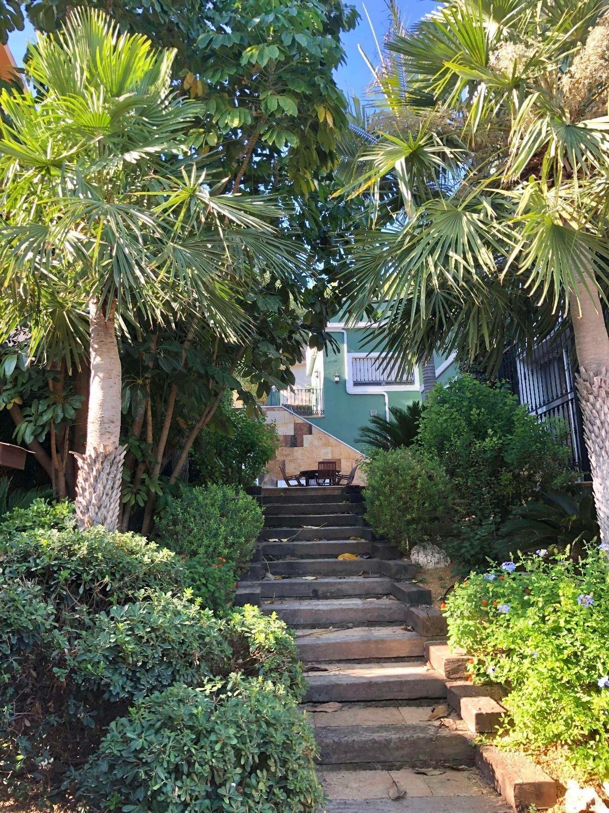 Garden in villa for sale in El Palmar