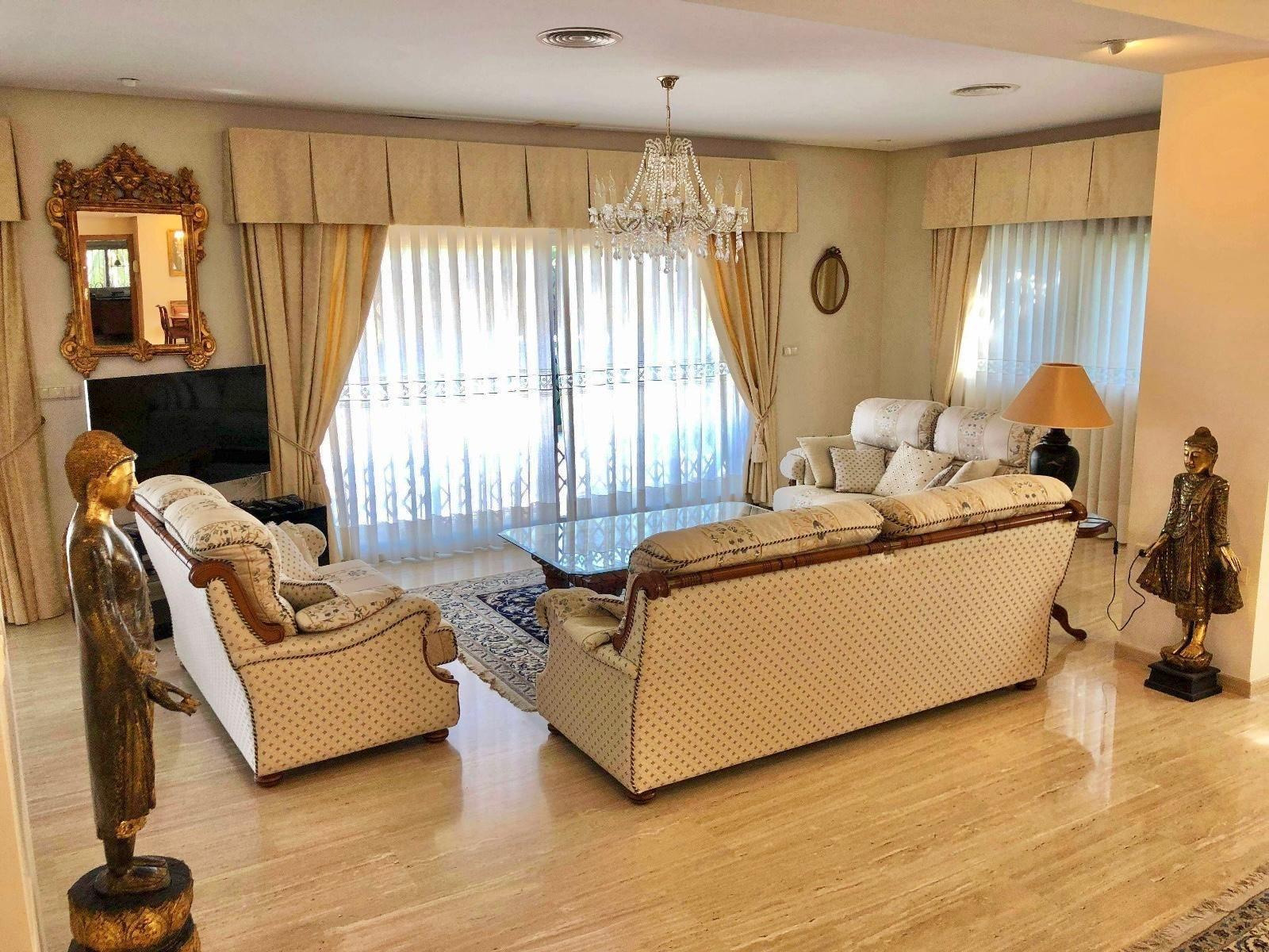 Terrace in villa for sale in El Palmar