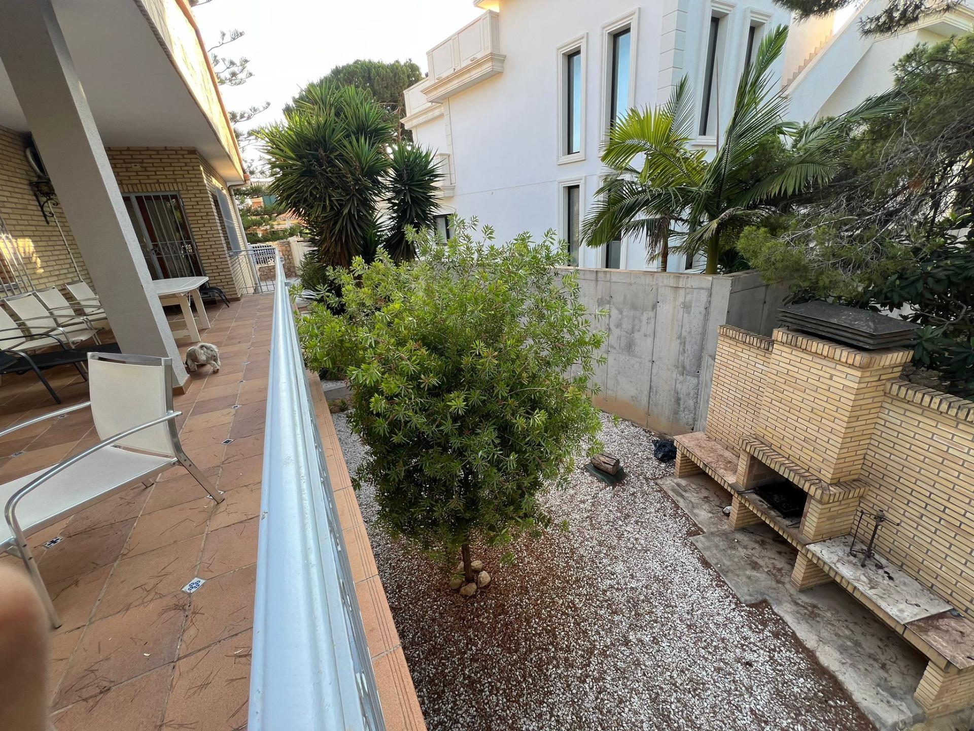 Terrace in villa for sale in Orihuela Costa