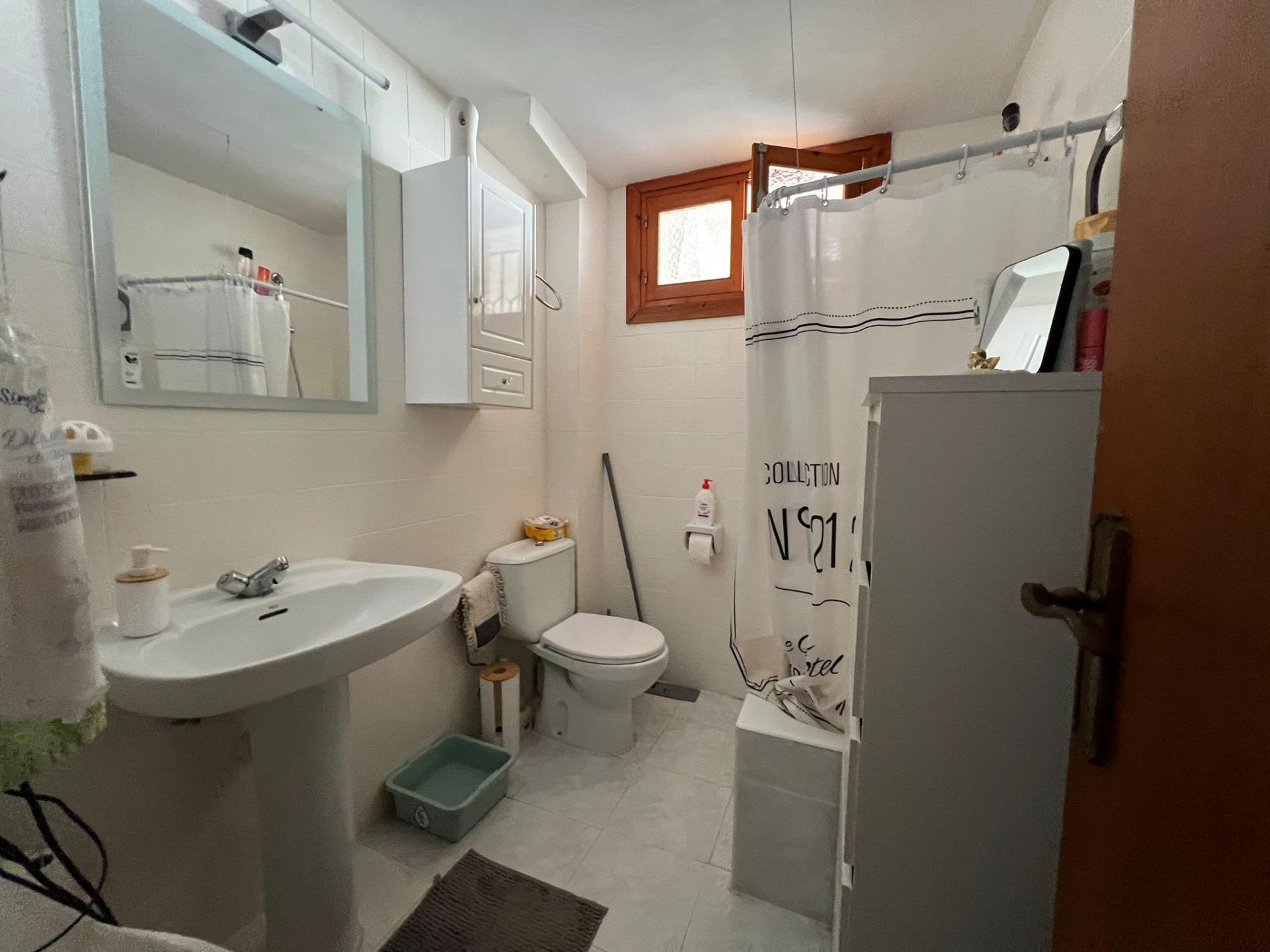 Bedroom in villa for sale in Orihuela Costa