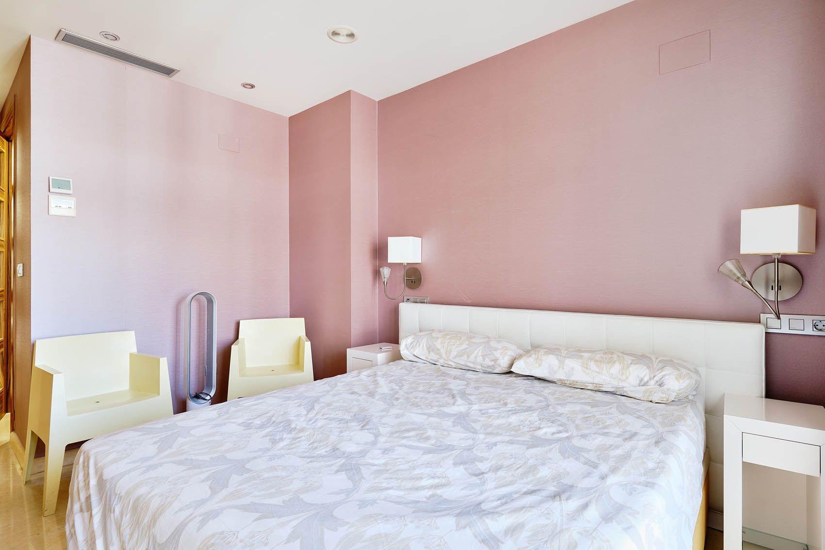 Bathroom in penthouse for sale in Torrevieja