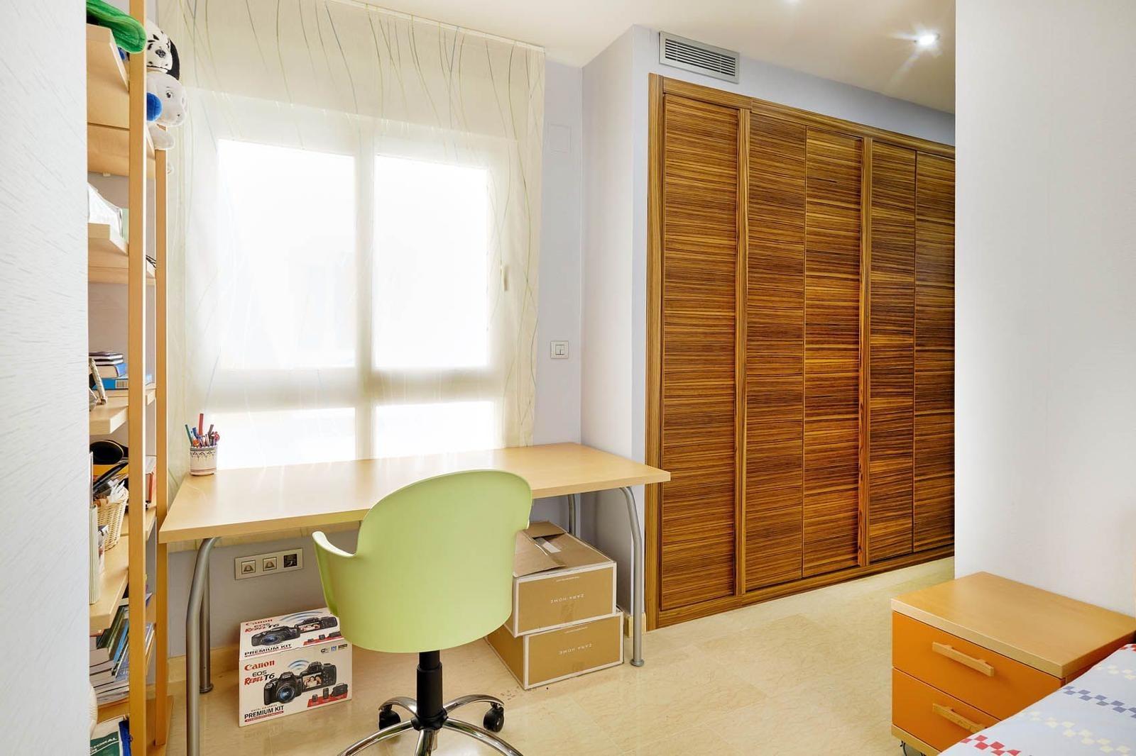 Terrace in penthouse for sale in Torrevieja