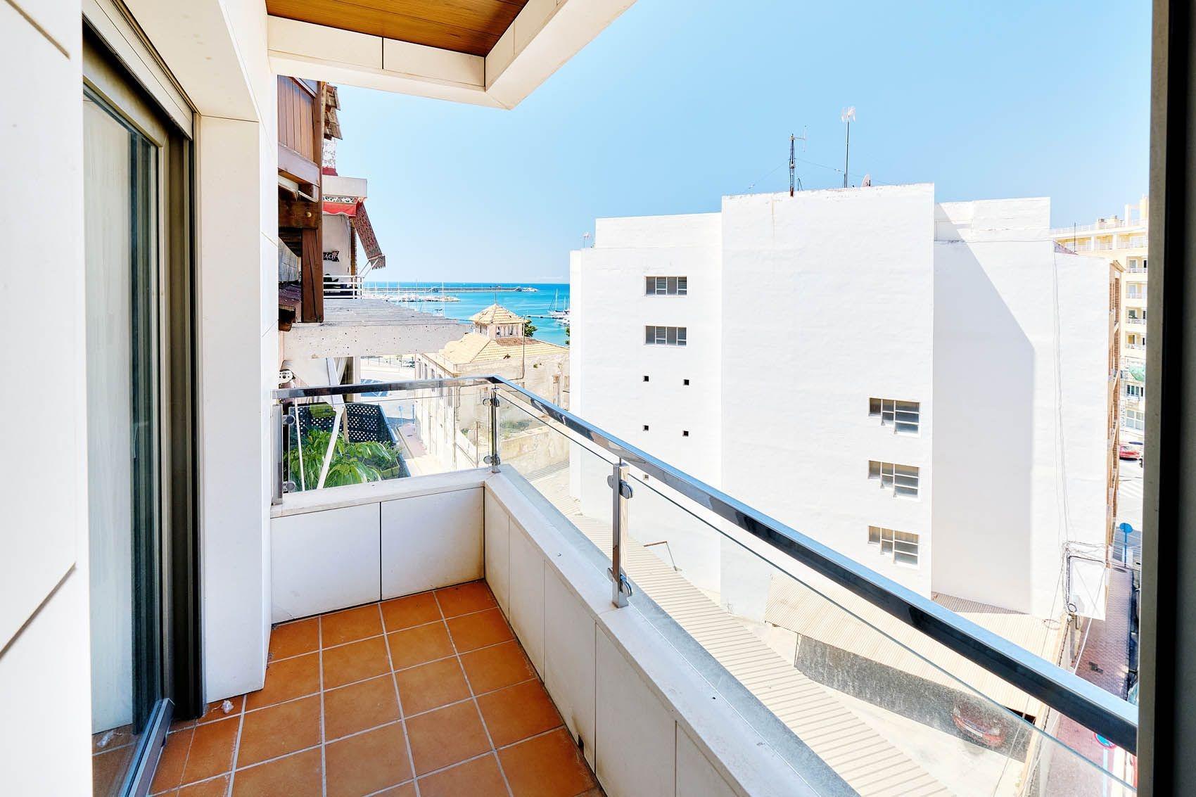 Kitchen in penthouse for sale in Torrevieja