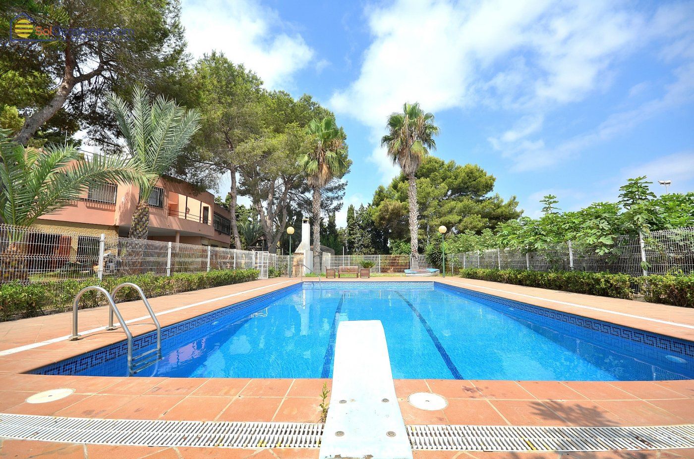 Garden in villa for sale in Torrevieja