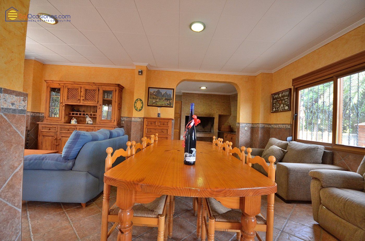 Bedroom in villa for sale in Torrevieja