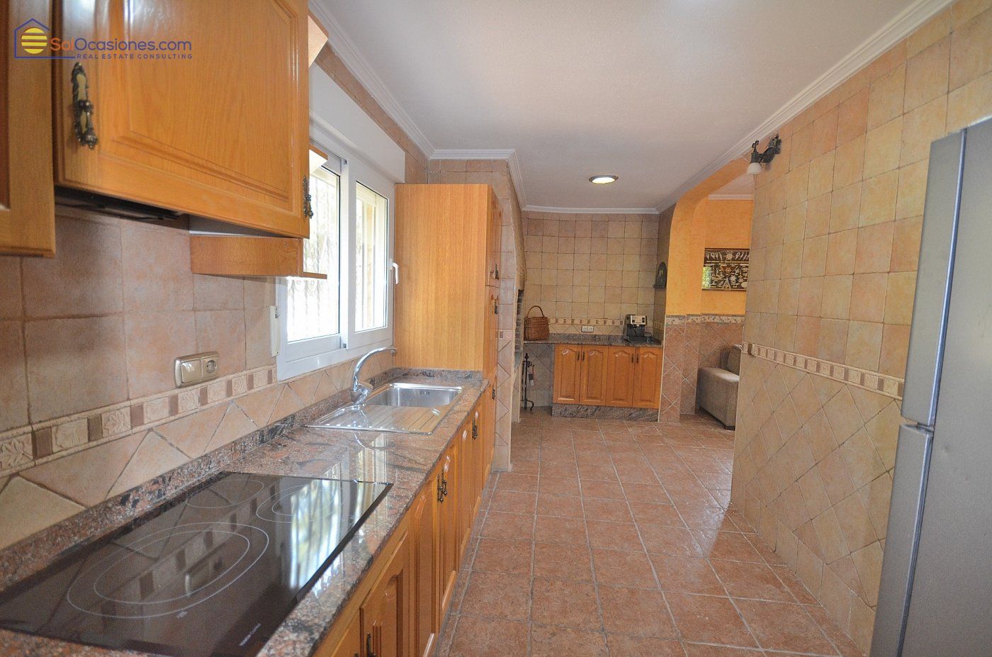 Pool area in villa for sale in Torrevieja