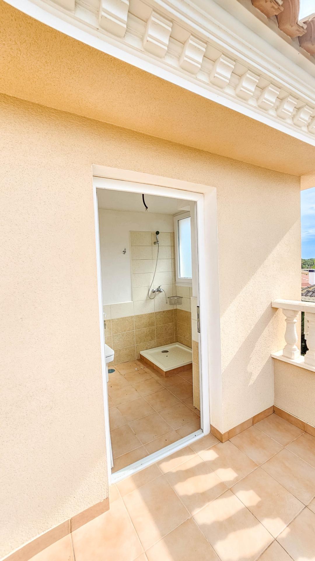 Master bedroom in villa for sale in Cabo Roig