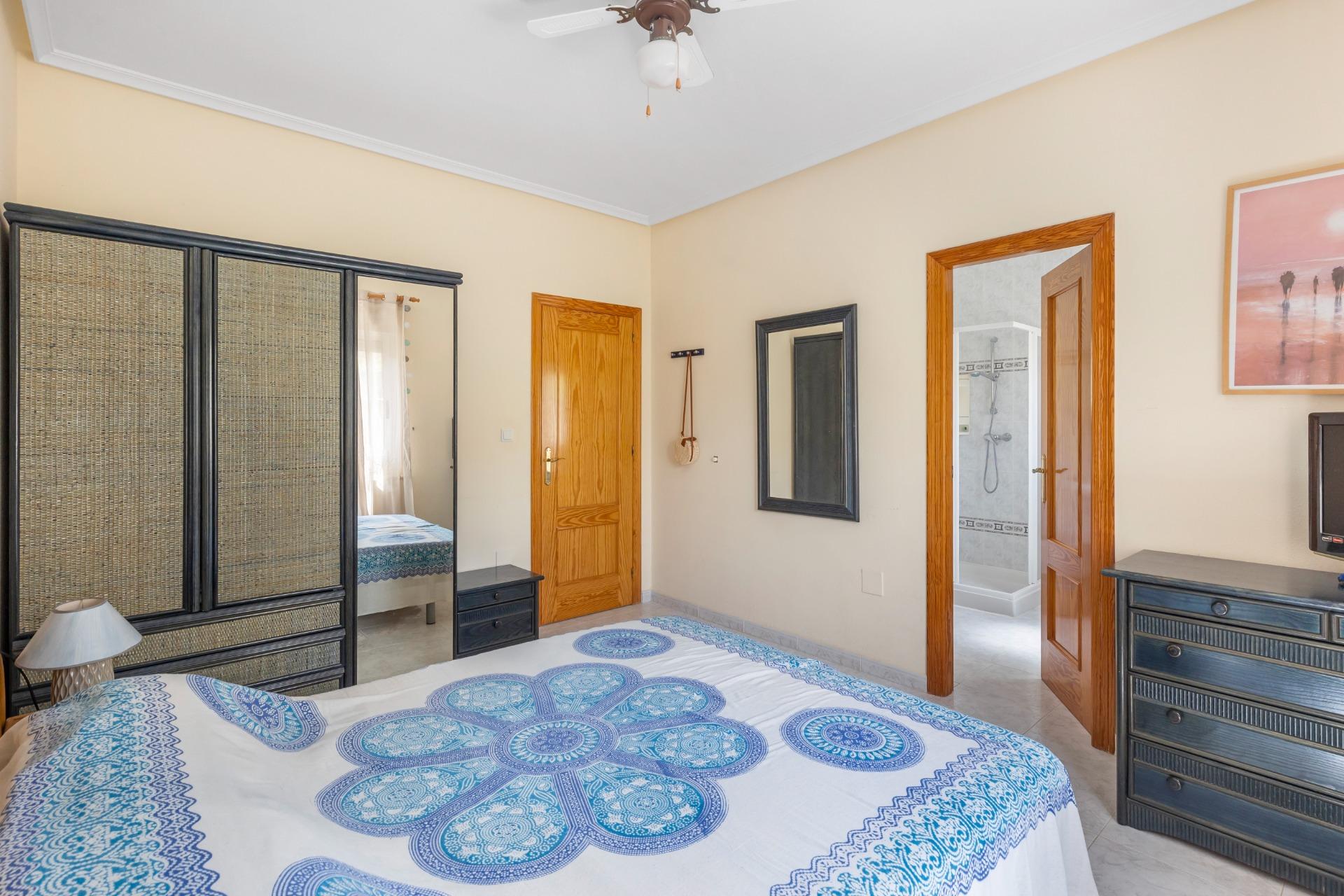 Living room in villa for sale in San Fulgencio