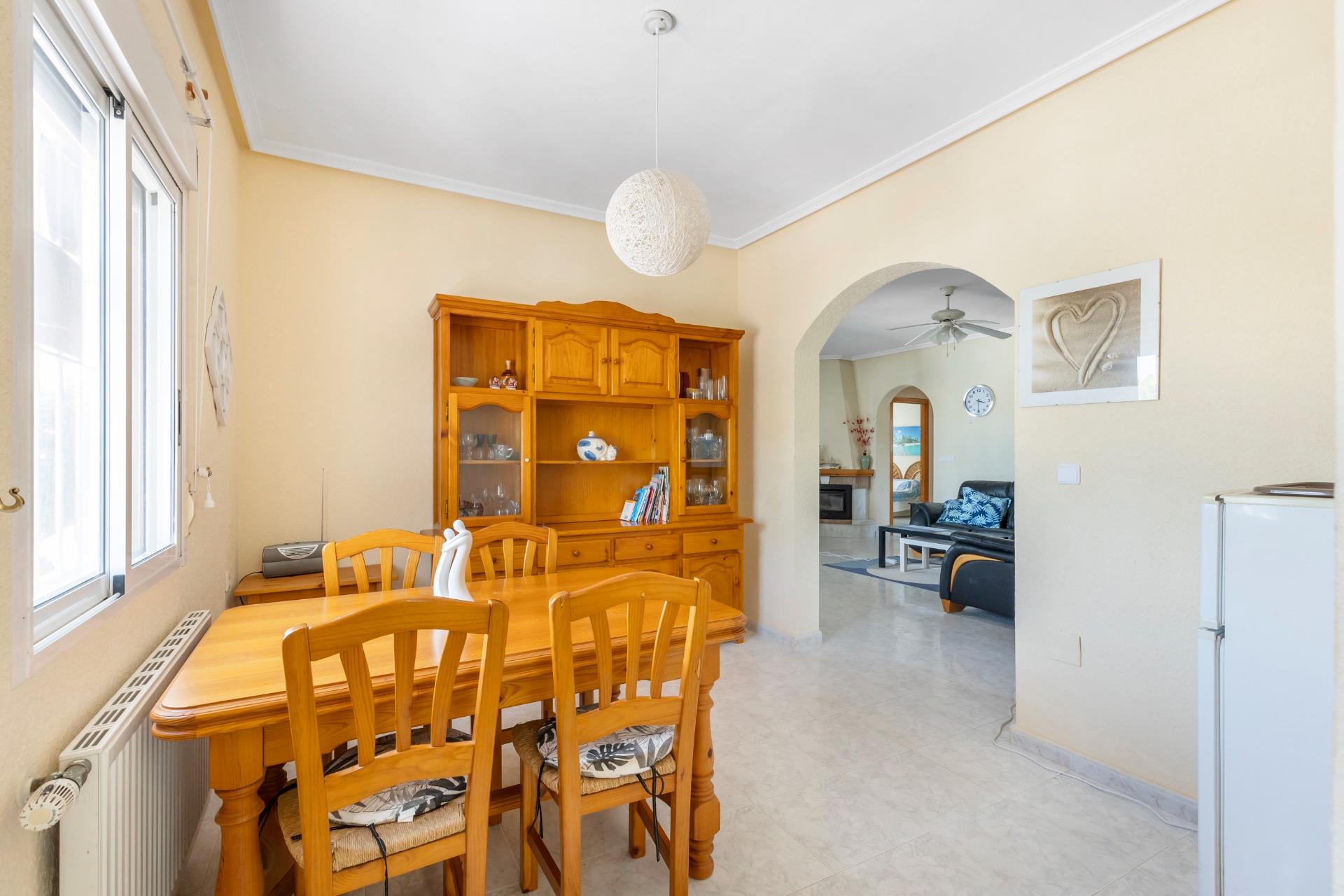 Bathroom in villa for sale in San Fulgencio