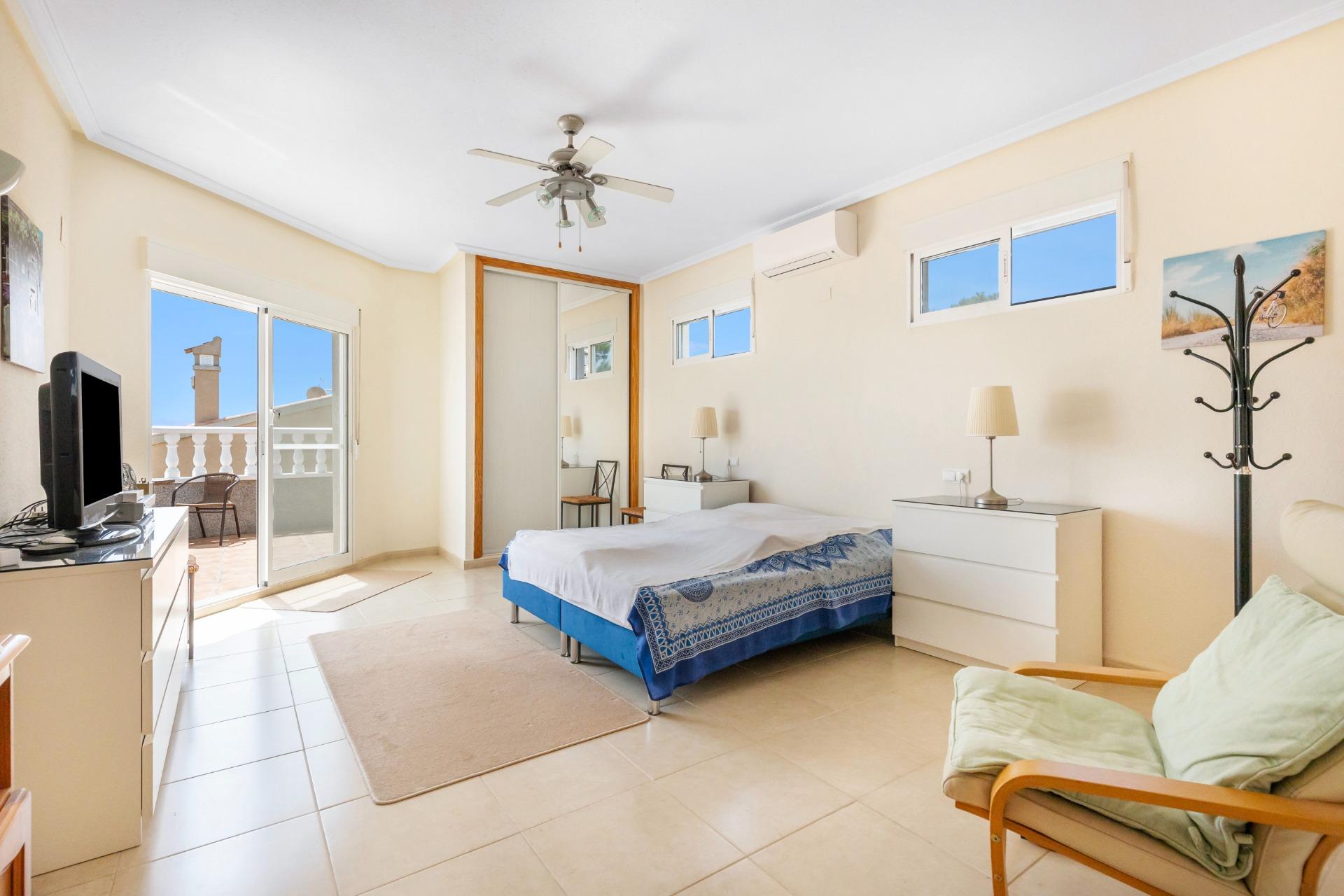 Exterior view in villa for sale in San Fulgencio