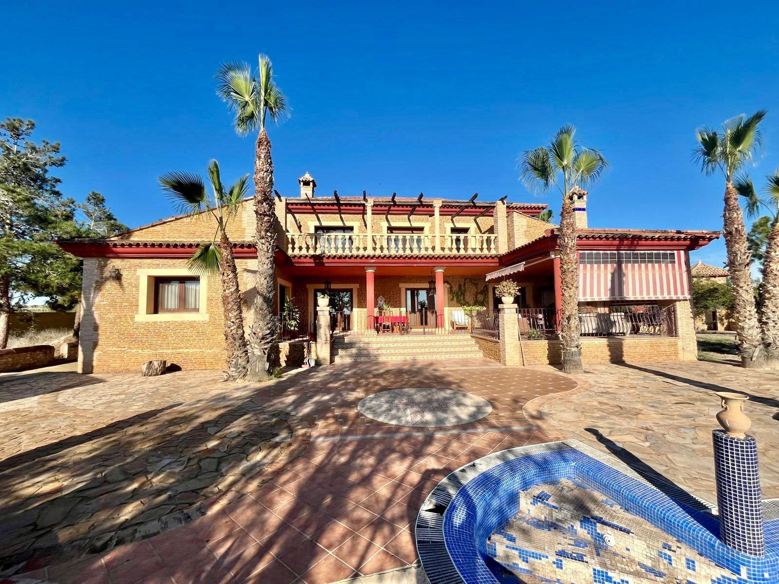Exterior view in villa for sale in Rojales