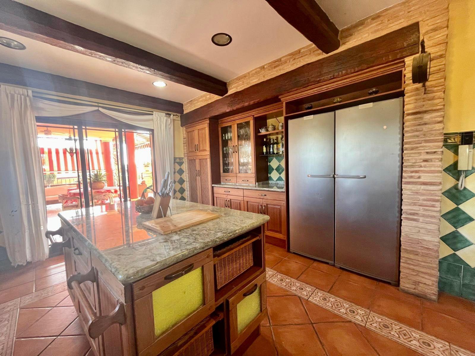 Pool area in villa for sale in Rojales