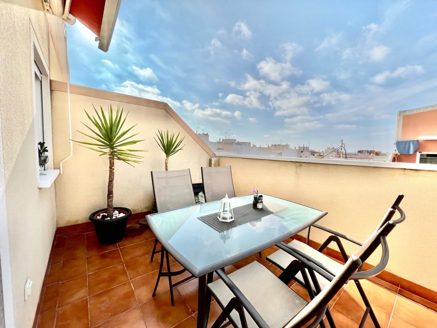 Kitchen in penthouse for sale in Torrevieja