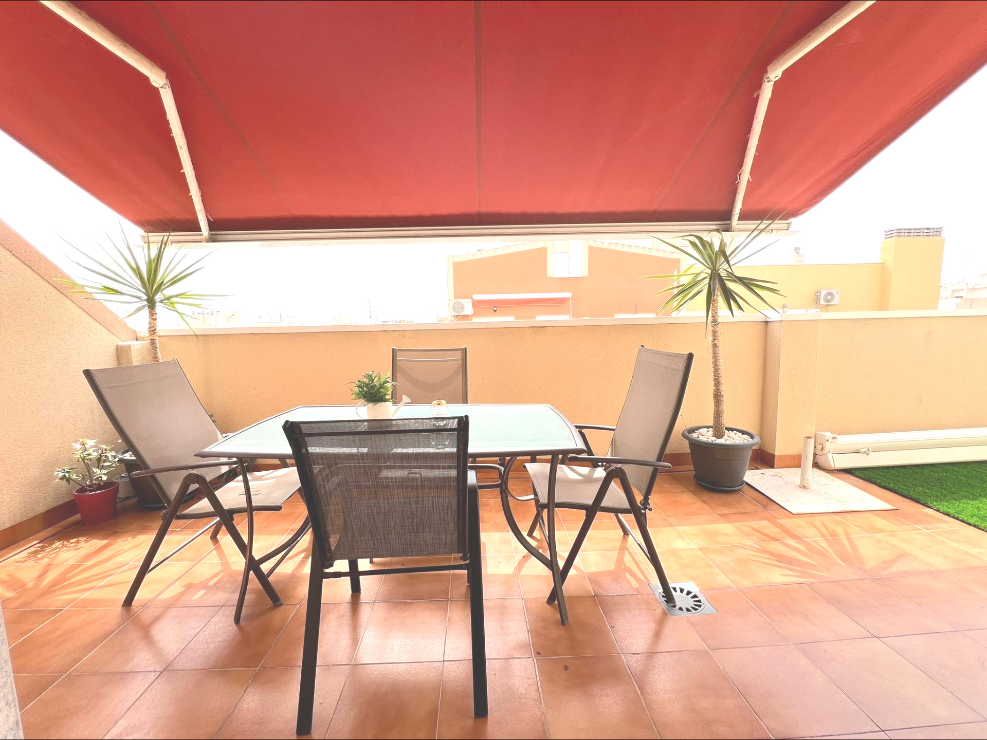 *Luxury Penthouse in the Heart of the City with High Profitability and Panoramic Views* This spectac