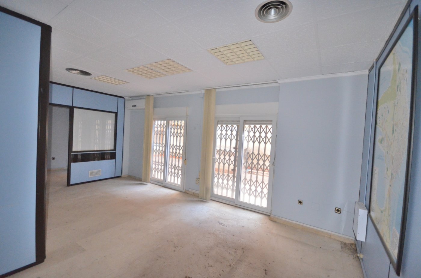 Master bedroom in apartment for sale in Torrevieja