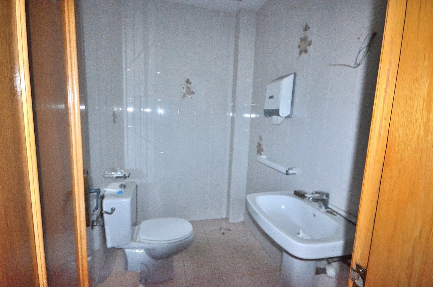 Bathroom in apartment for sale in Torrevieja
