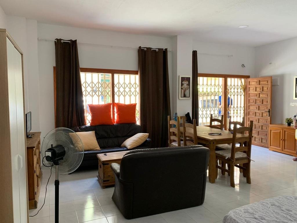 Bathroom in commercial for sale in Torrevieja