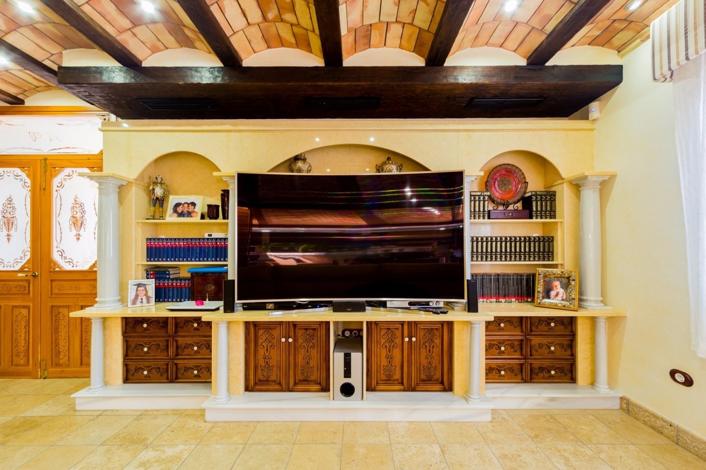 Bedroom in finca for sale in Almoradi