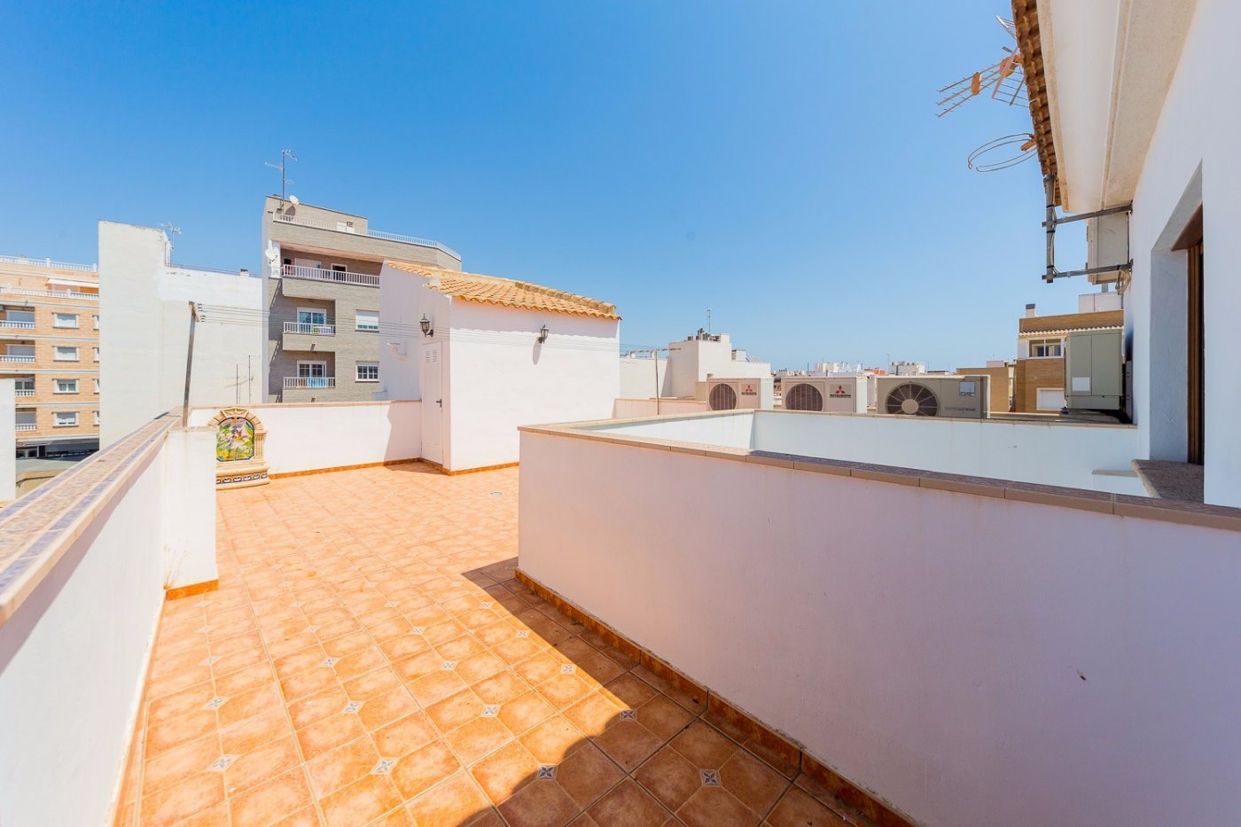 Master bedroom in commercial for sale in Torrevieja