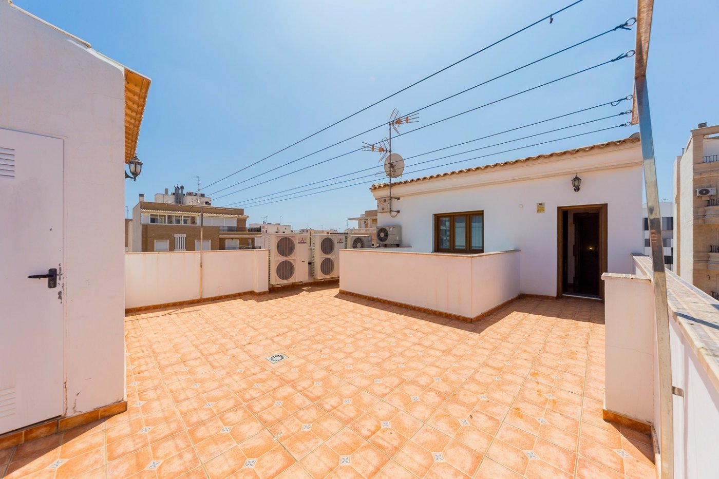 Bathroom in commercial for sale in Torrevieja