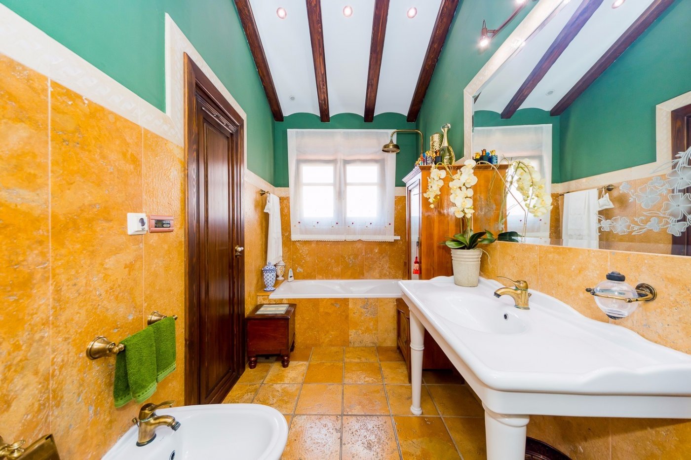 Pool area in commercial for sale in Torrevieja
