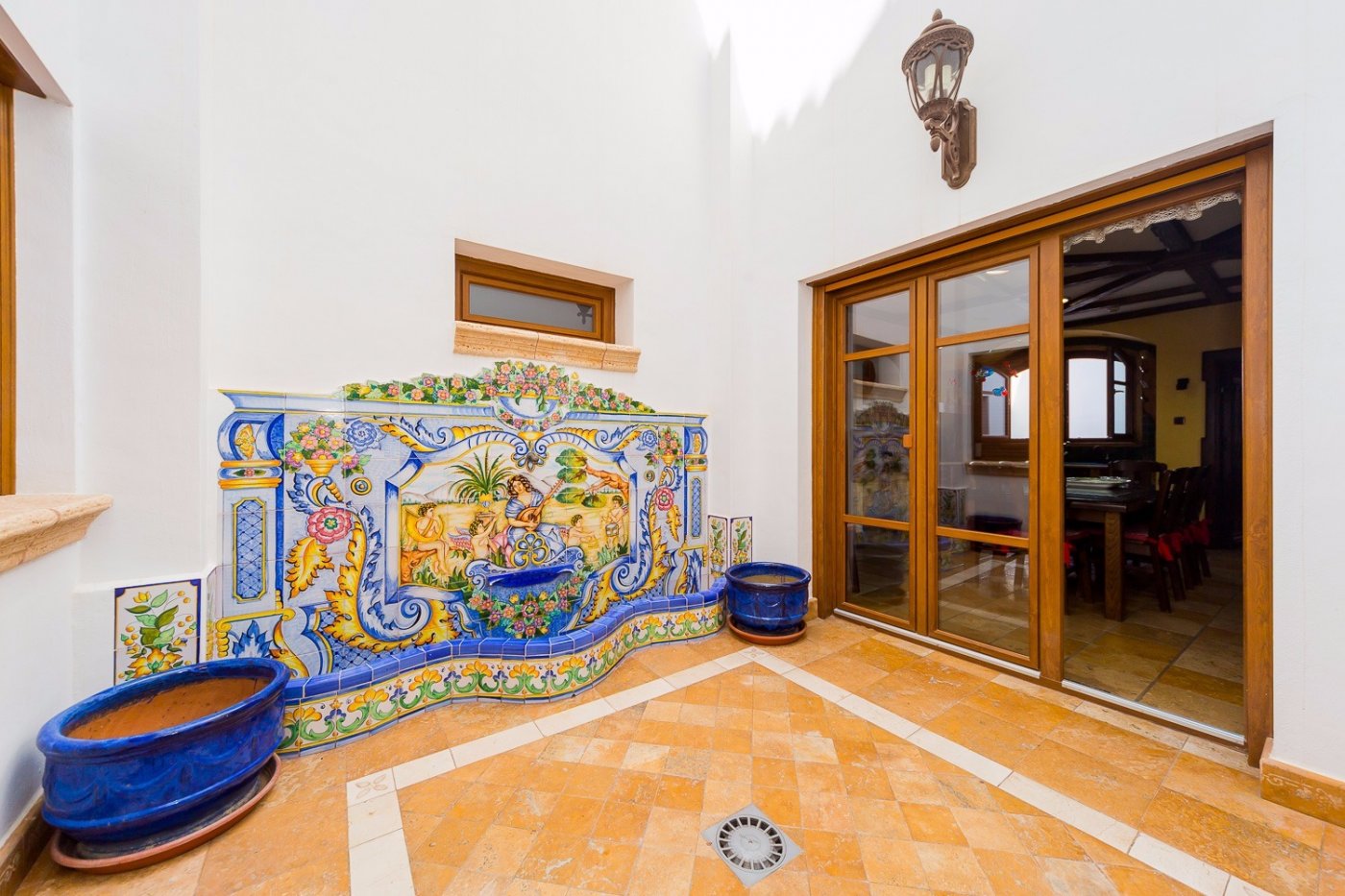Garden in commercial for sale in Torrevieja
