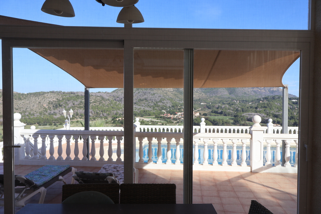Kitchen in villa for sale in La Sella Golf