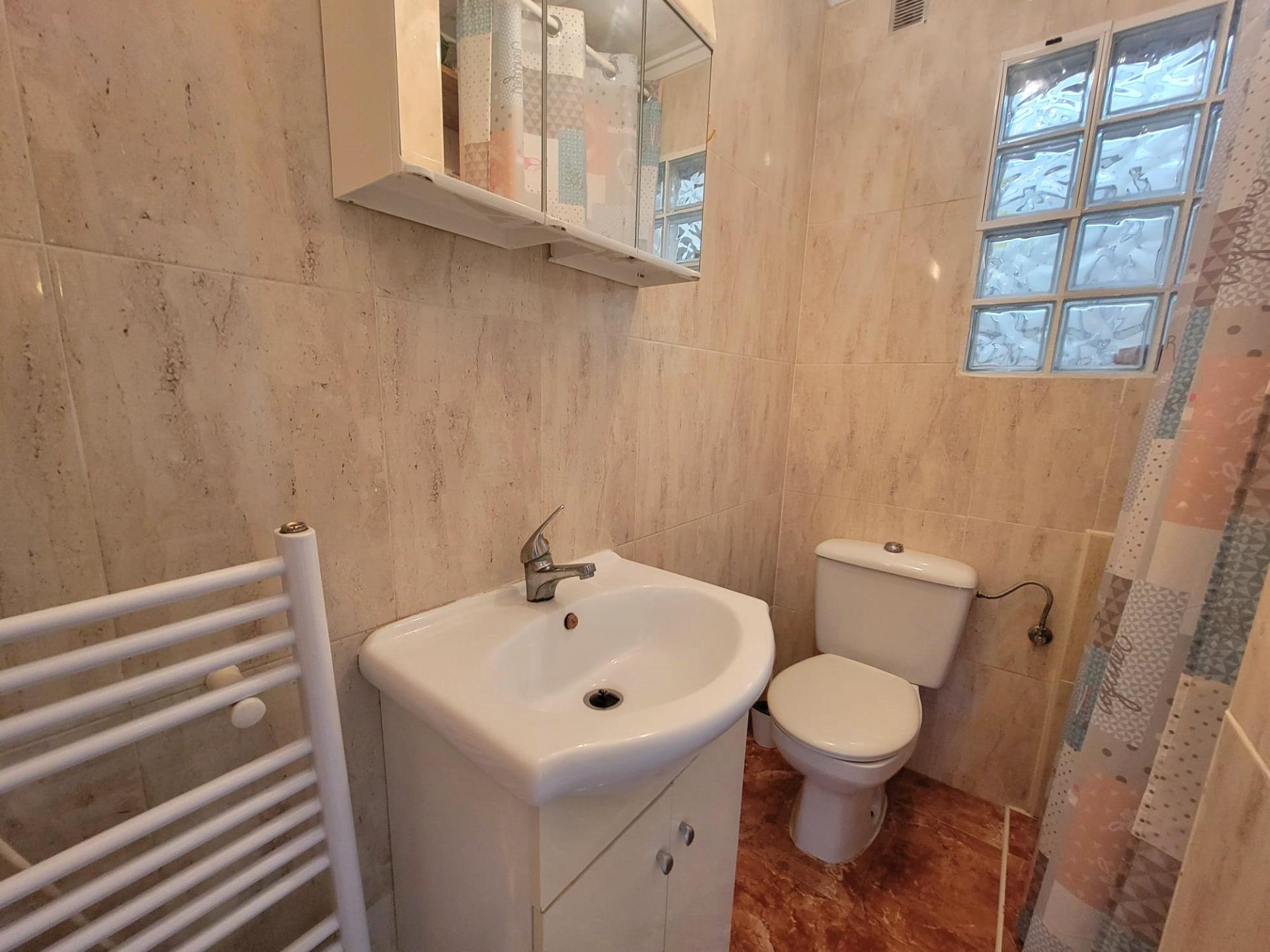 Bathroom in terraced for sale in Torrevieja