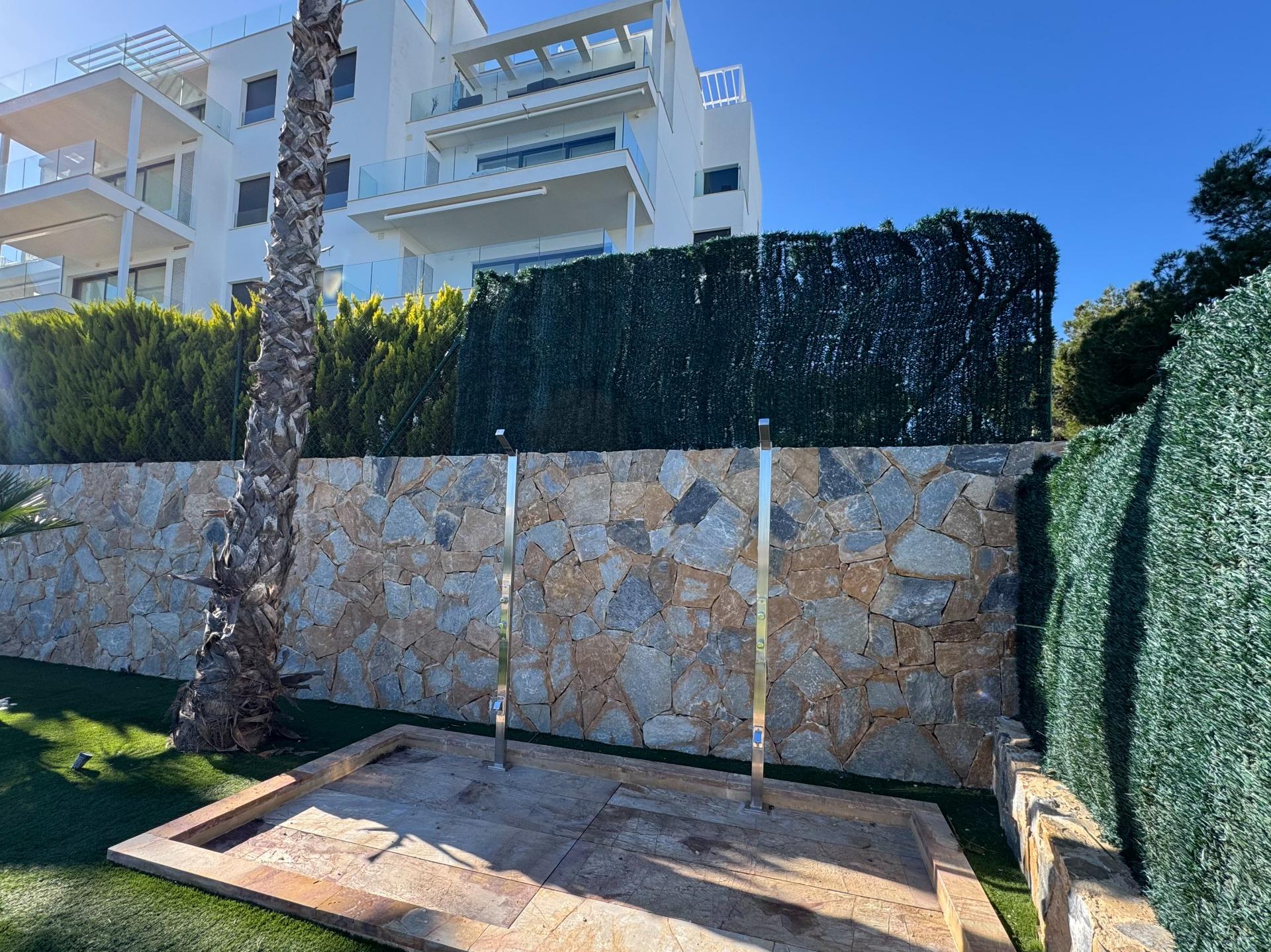Master bedroom in apartment for sale in Orihuela