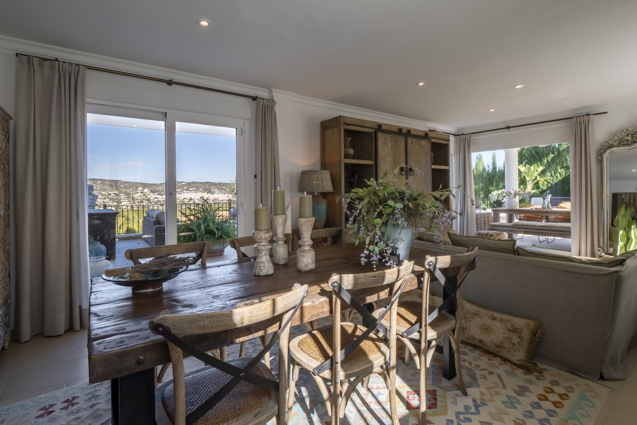 Bedroom in villa for sale in javea
