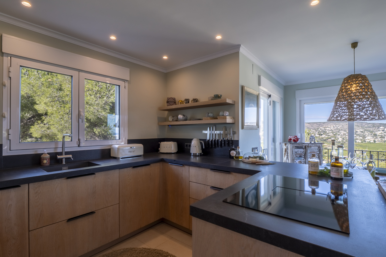 Dining area in villa for sale in javea