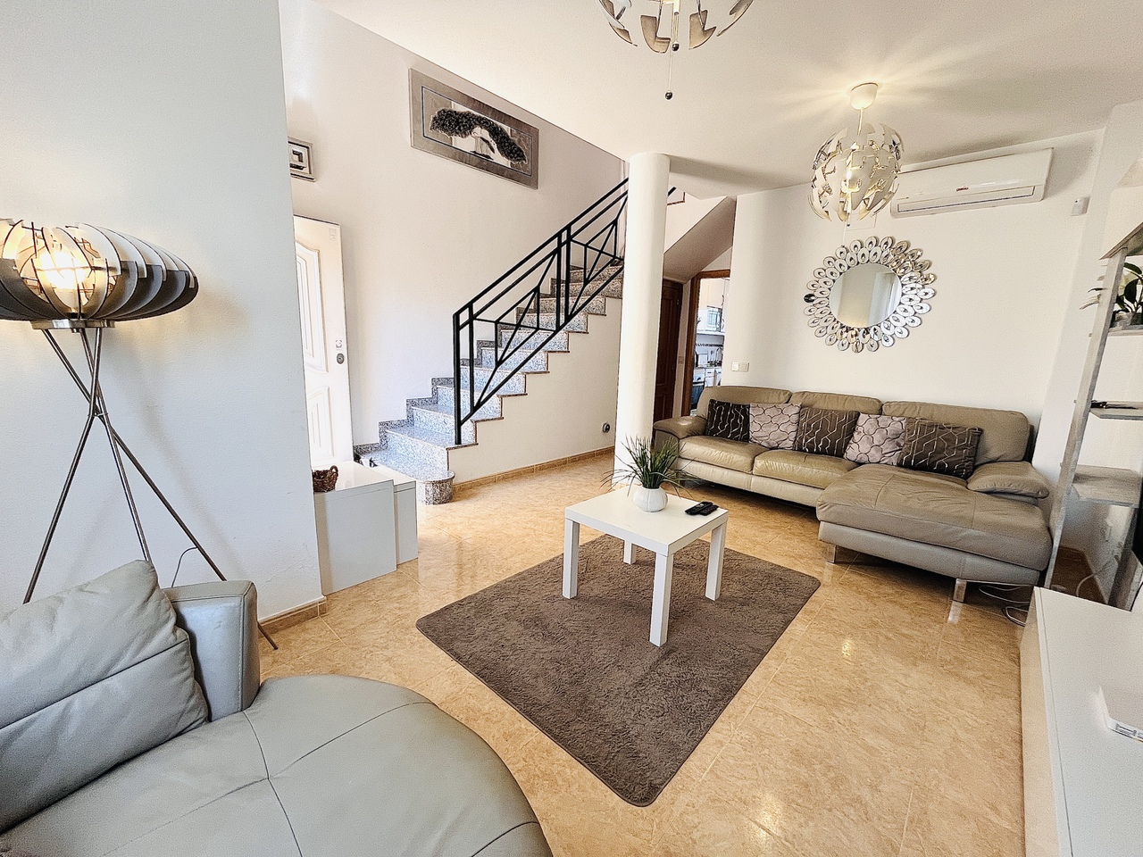 This beautifully presented 3-bedroom, 2-bathroom townhouse is situated in a peaceful community in th
