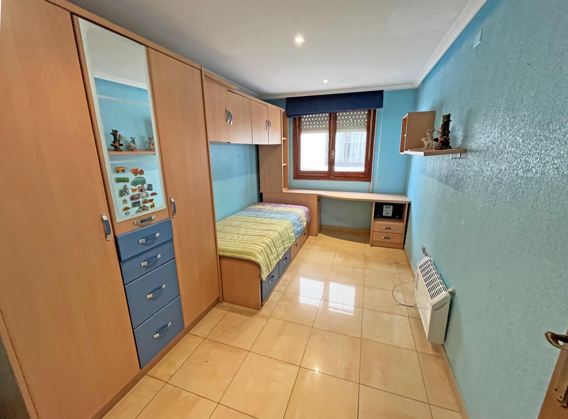 Kitchen in apartment for sale in Formentera del Segura