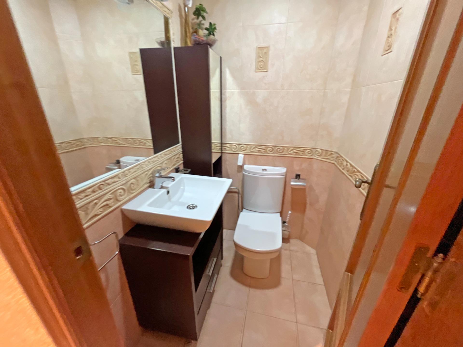 Bedroom in apartment for sale in Formentera del Segura