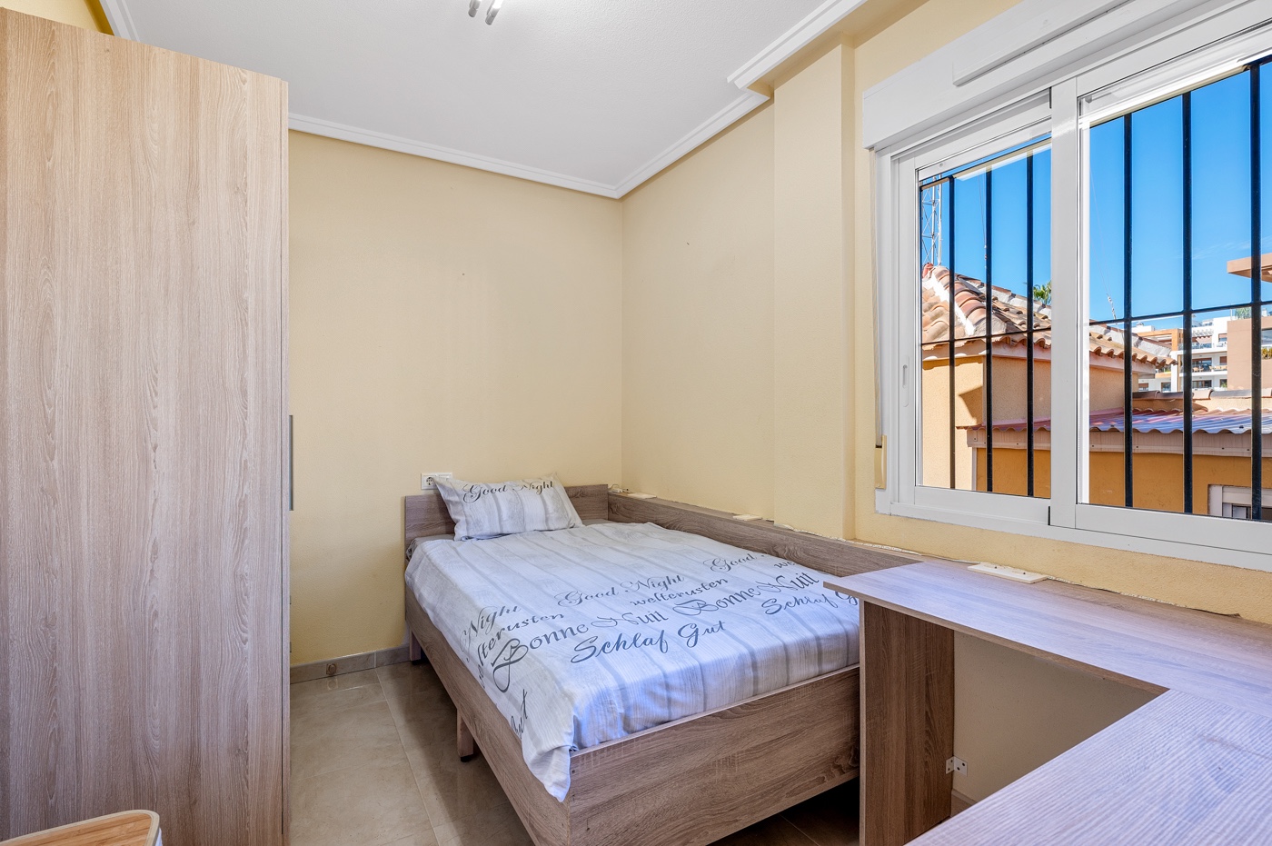 Kitchen in villa for sale in Orihuela Costa
