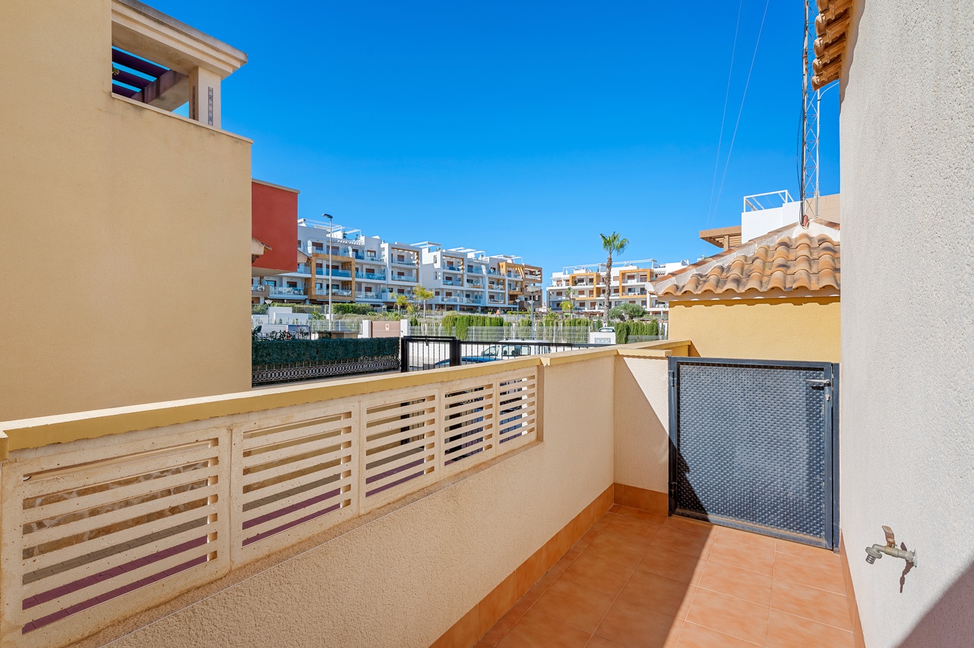 Dining area in villa for sale in Orihuela Costa
