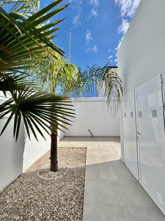 Garden in villa for sale in Benijofar
