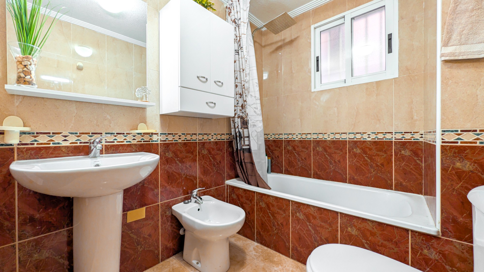 Dining area in apartment for sale in Torrevieja