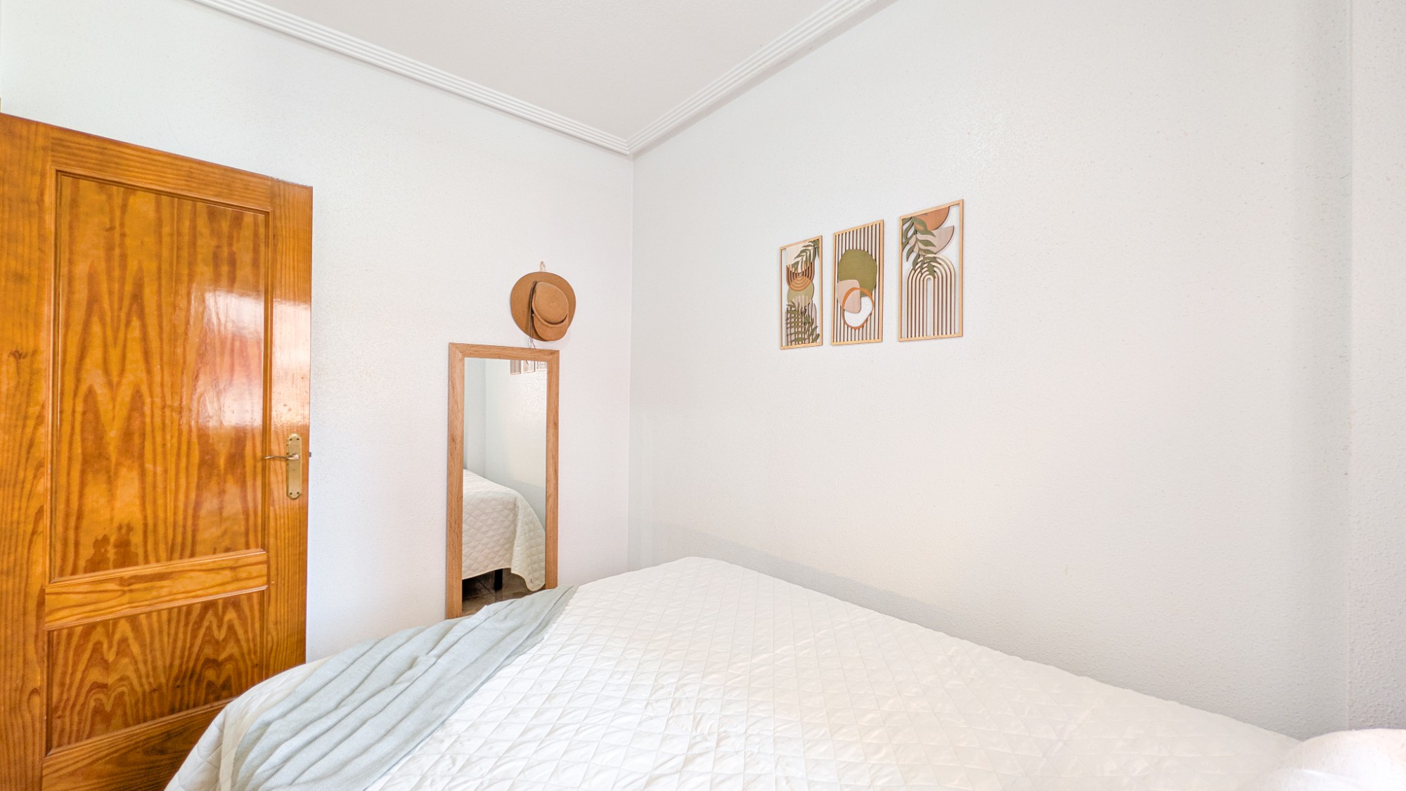 Living room in apartment for sale in Torrevieja