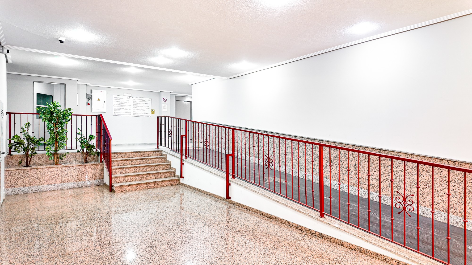 Master bedroom in apartment for sale in Torrevieja