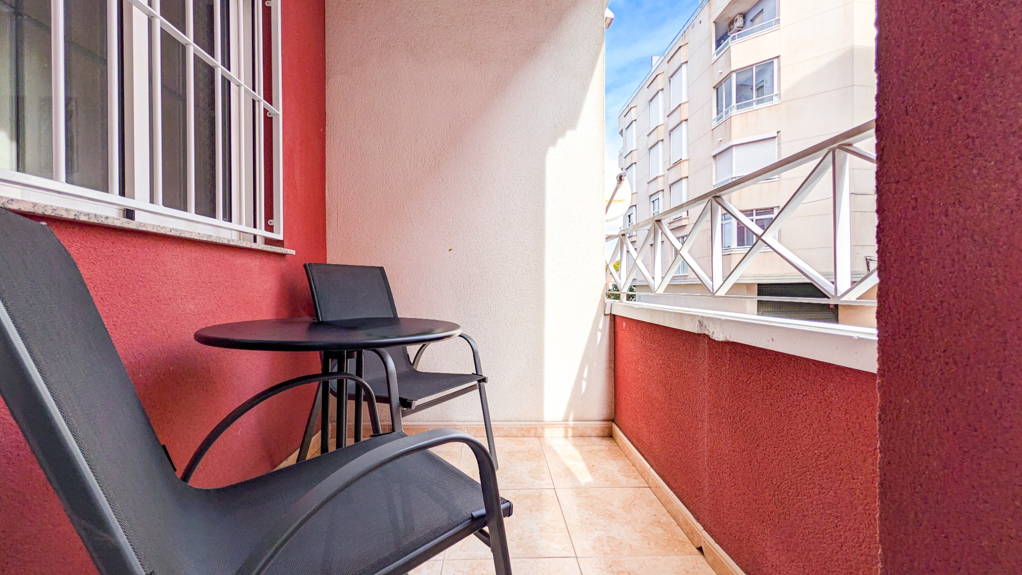 Terrace in apartment for sale in Torrevieja