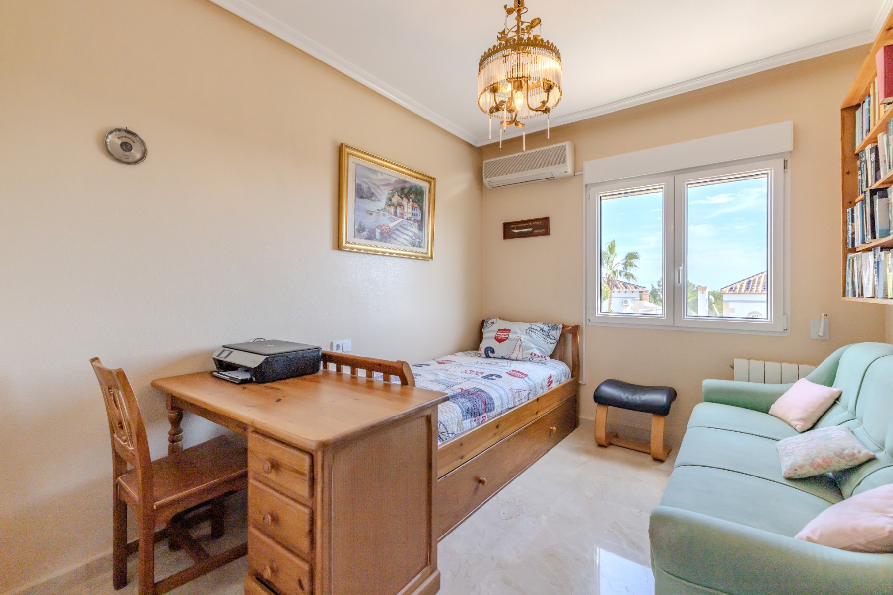 Living room in apartment for sale in Orihuela Costa