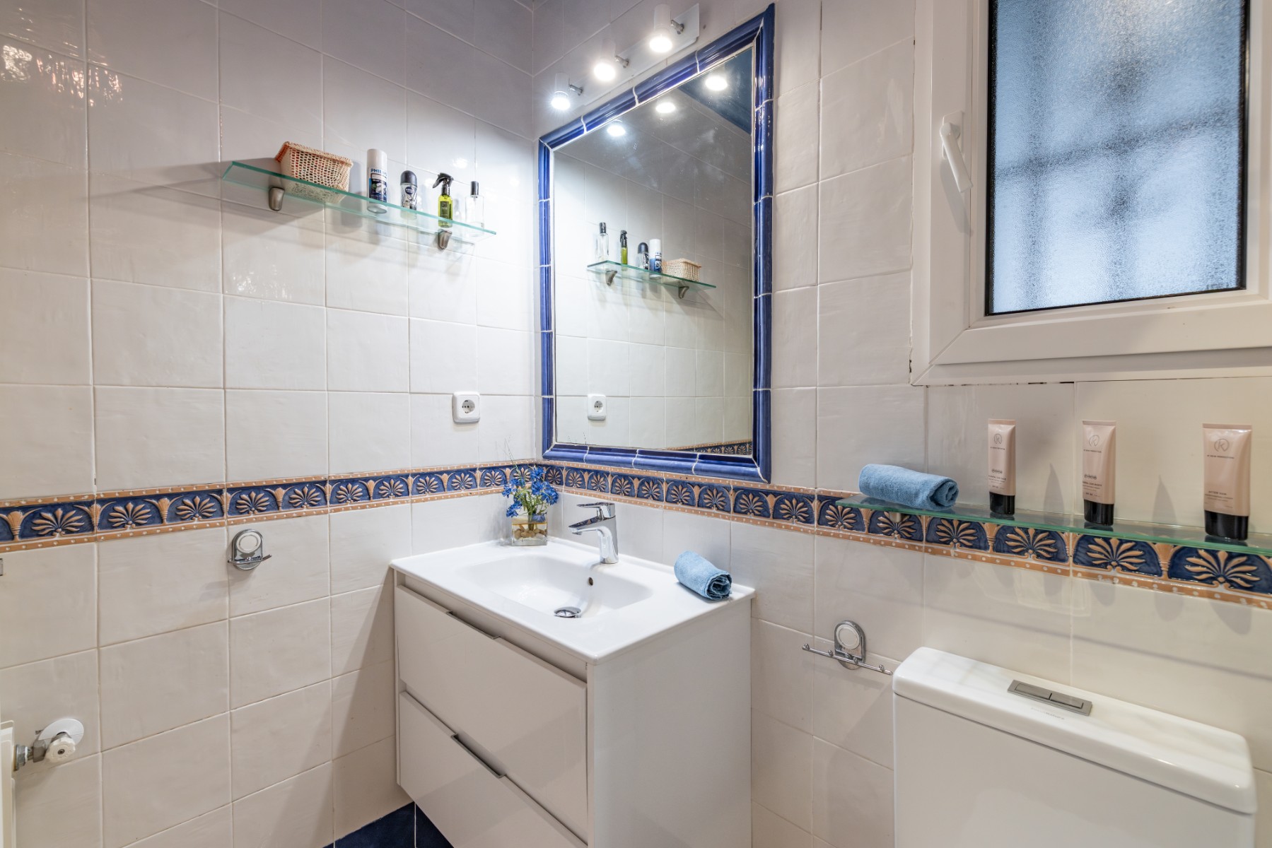 Pool area in apartment for sale in Orihuela Costa