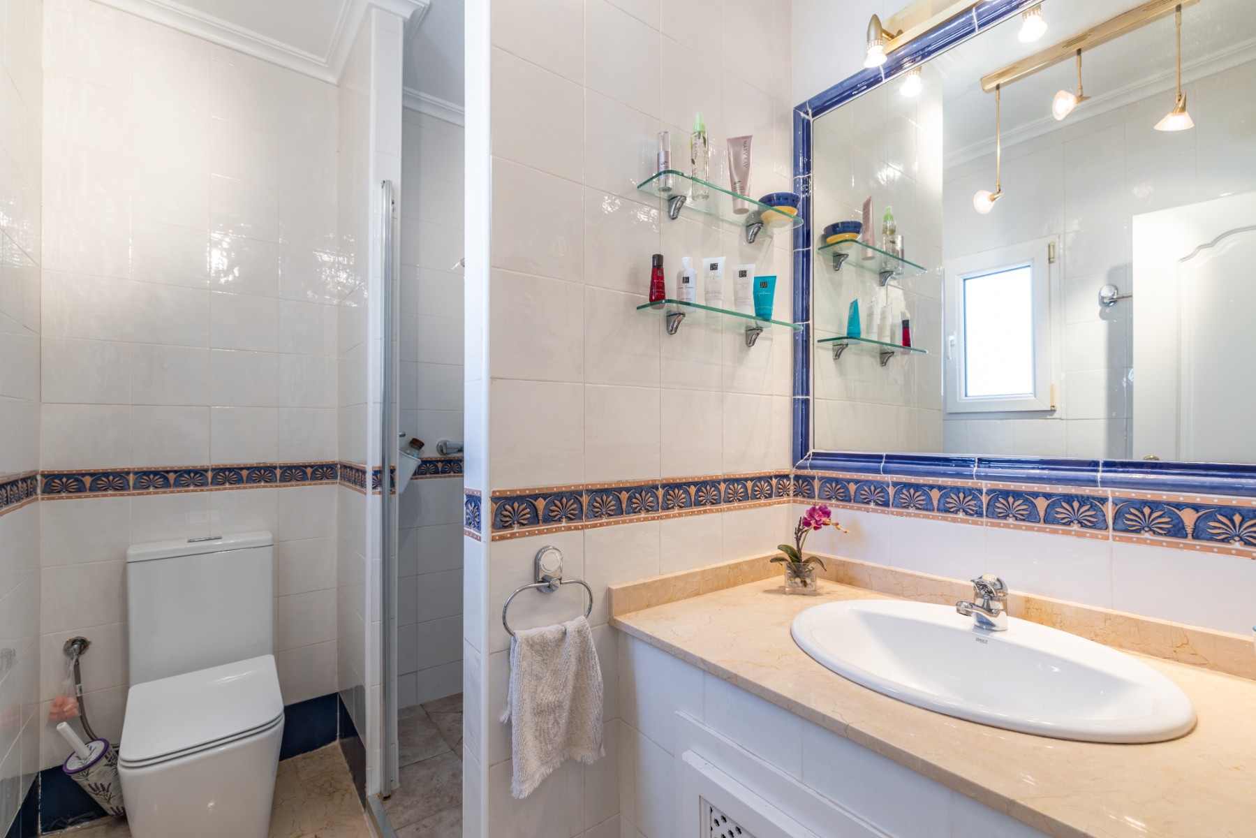 Garden in apartment for sale in Orihuela Costa