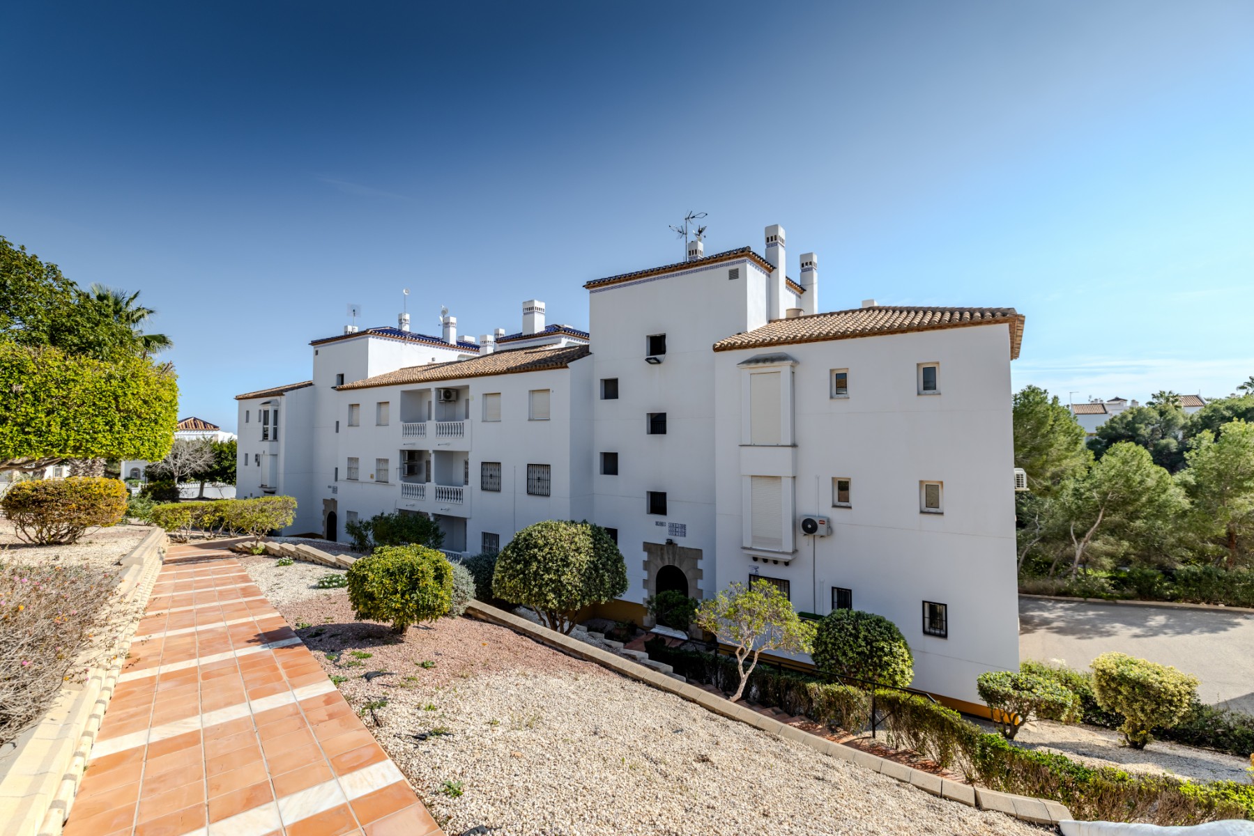 Dining area in apartment for sale in Orihuela Costa