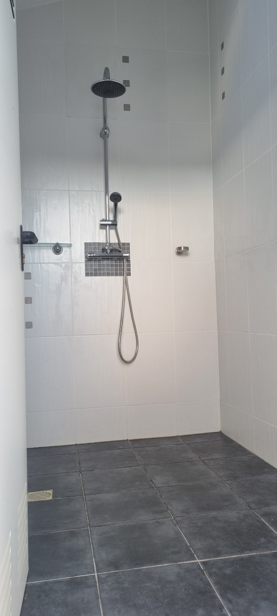 Bedroom in villa for sale in Hondon de los Frailes